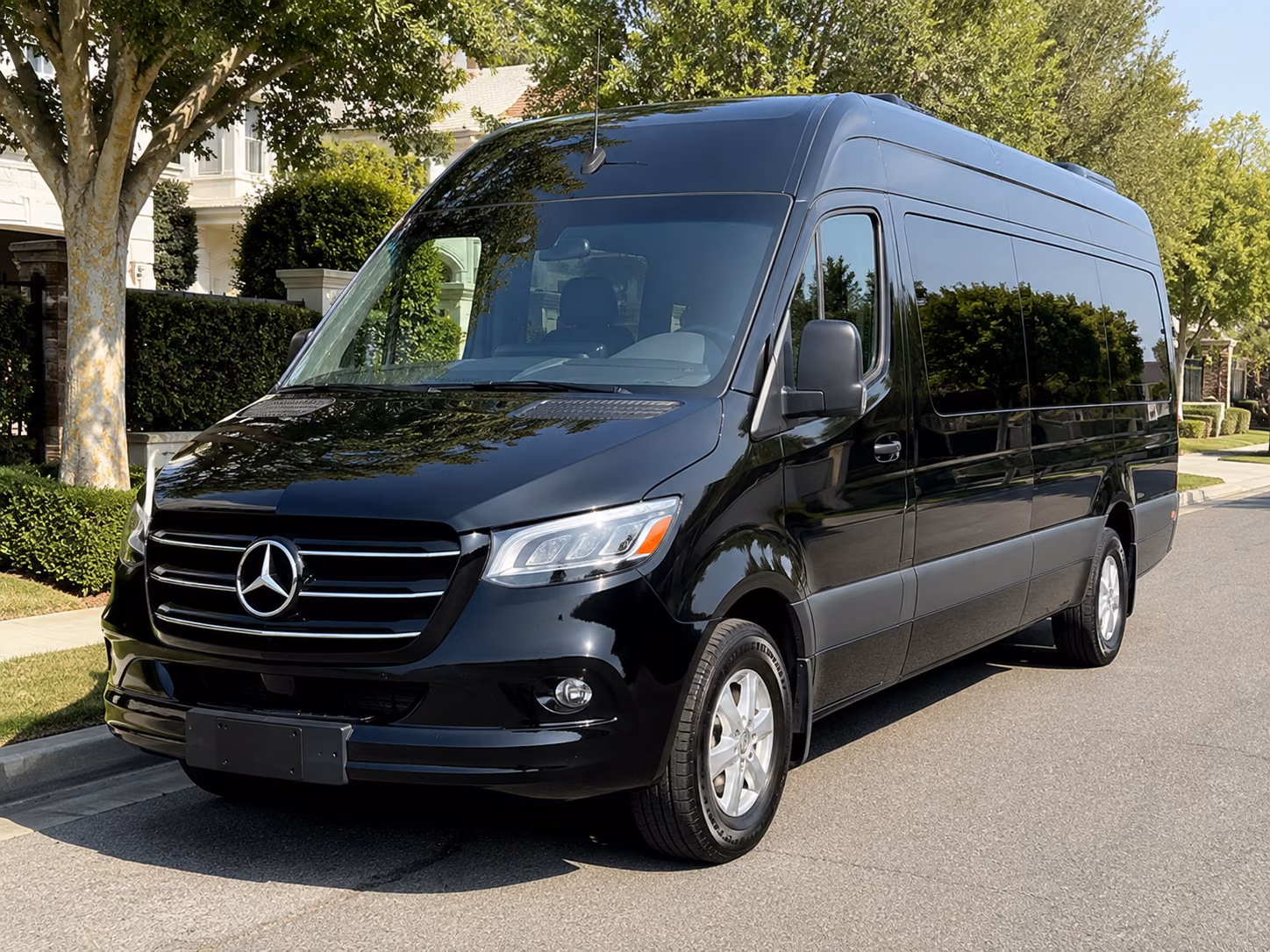find the perfect transportation for your next airport transfer 1