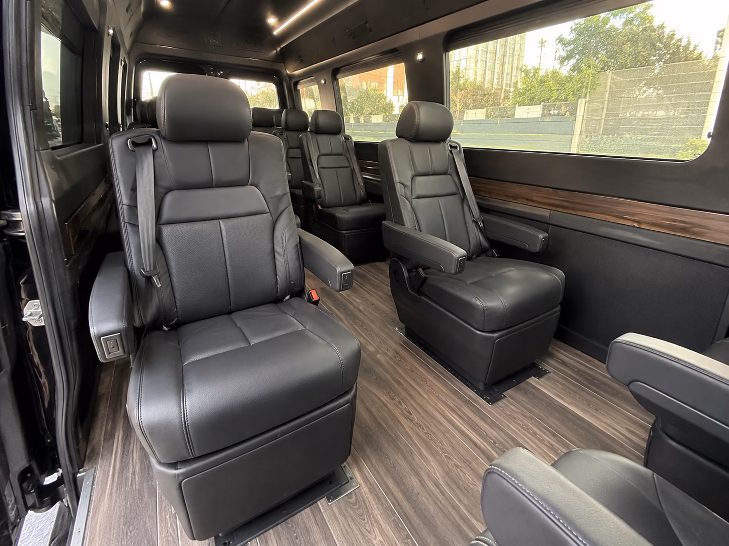 find the perfect transportation for your next wedding 4